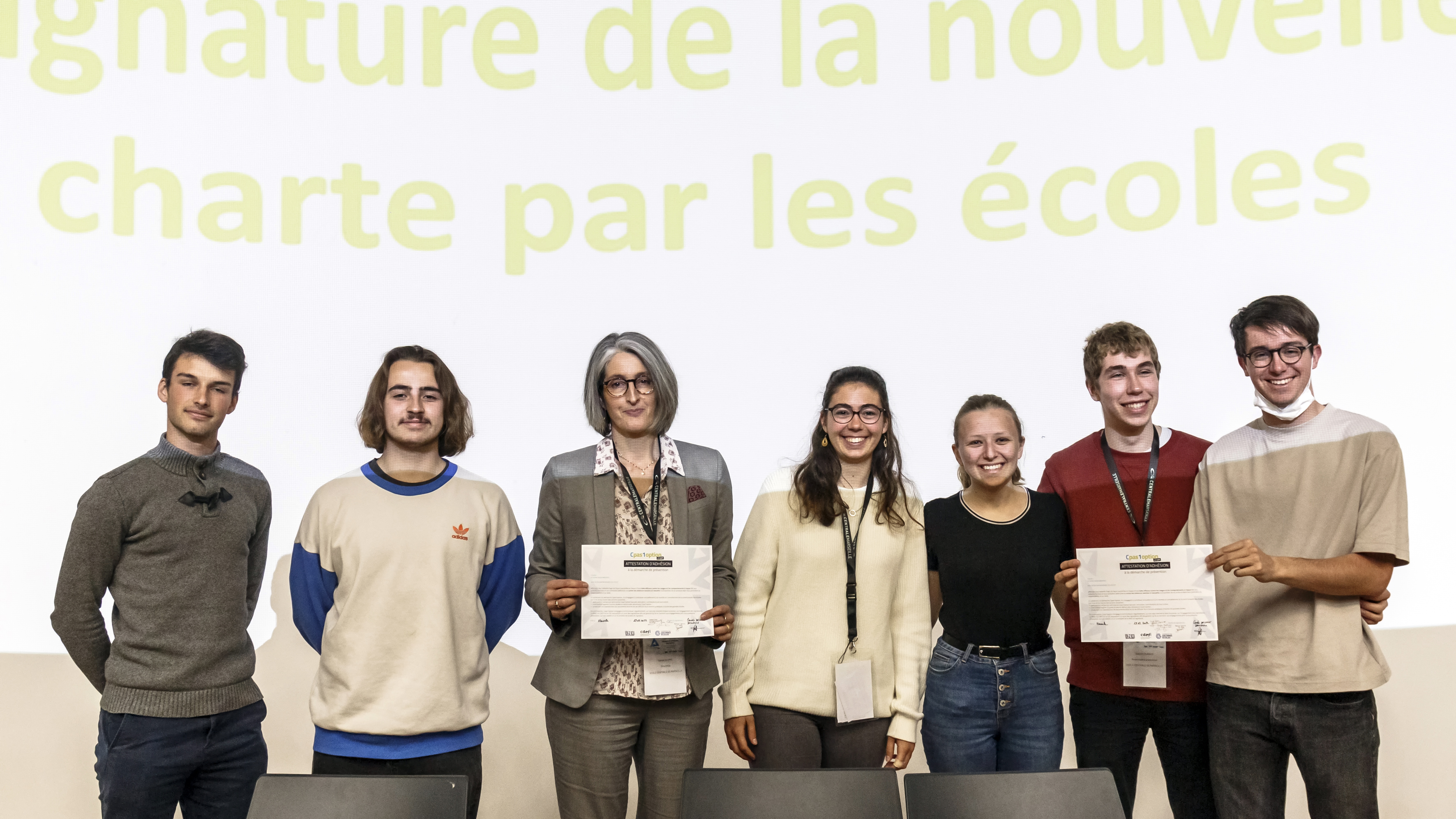 Carole Deumié, directrice de Centrale Marseille et 6 membres du bureau des élèves