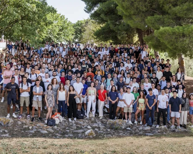 Photo de la promo 2023 des premières année ingénieur