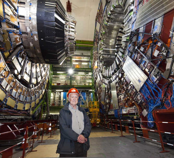 Peter Higgs et l'accélérateur de particules de CERN © 2008 CERN