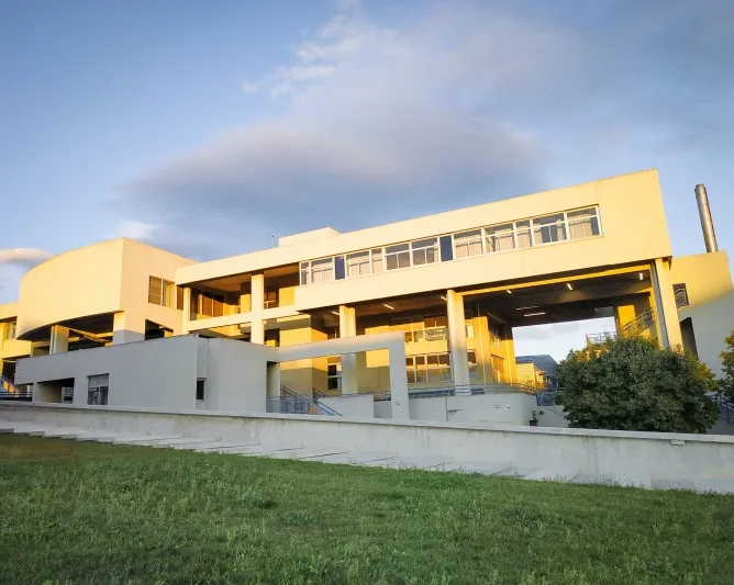 ecole