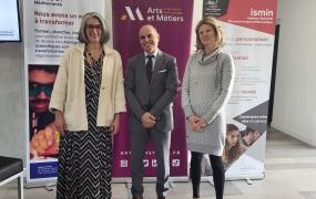 Directrice de Centrale Méd avec le directeur des Arts et la directrice des Mines