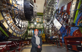 Peter Higgs et l'accélérateur de particules de CERN © 2008 CERN