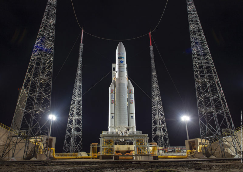 Décollage du lanceur européen Ariane 5 VA252, en février 2020. 
